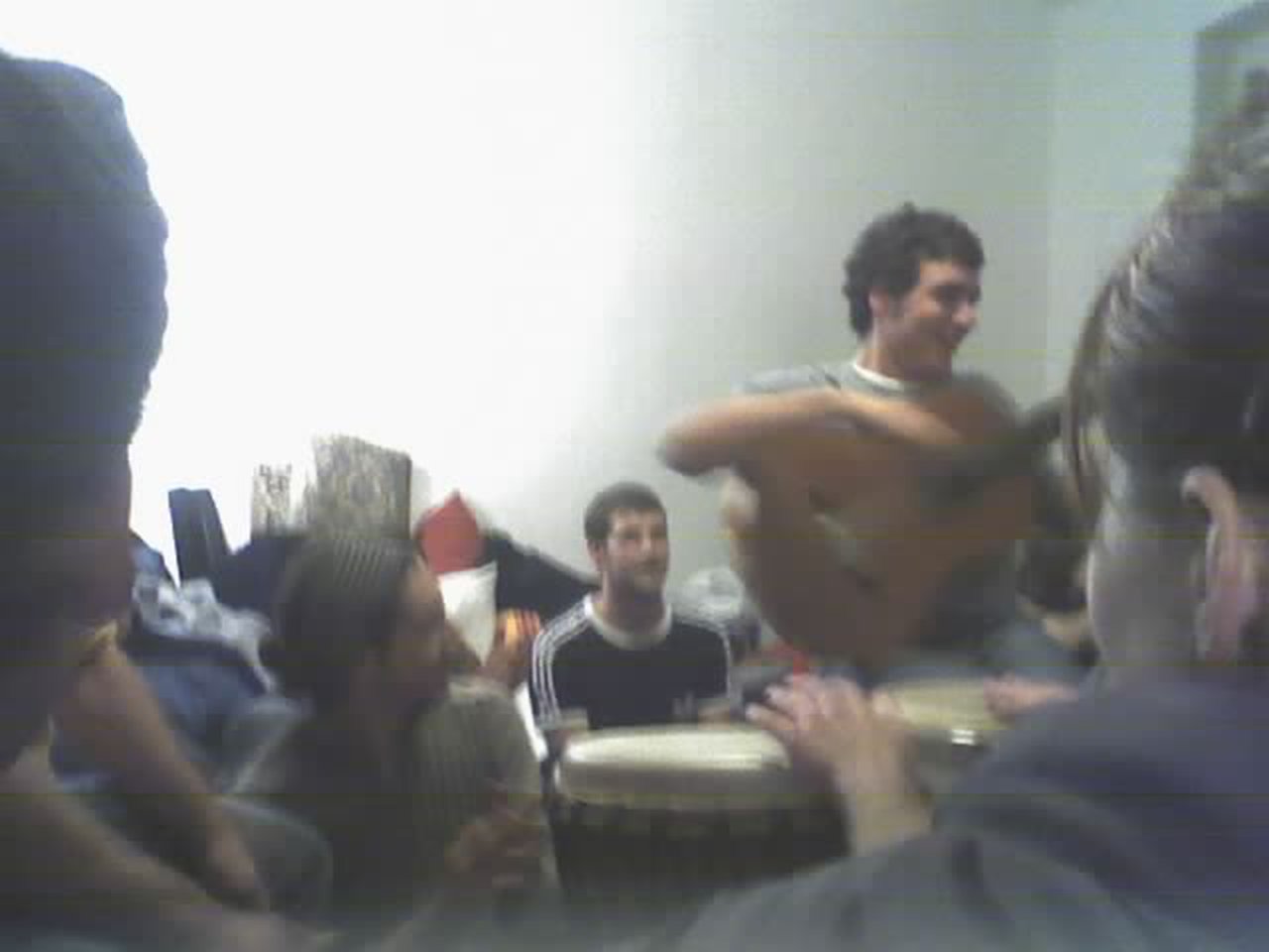 Pepelu playing the Spanish guitar