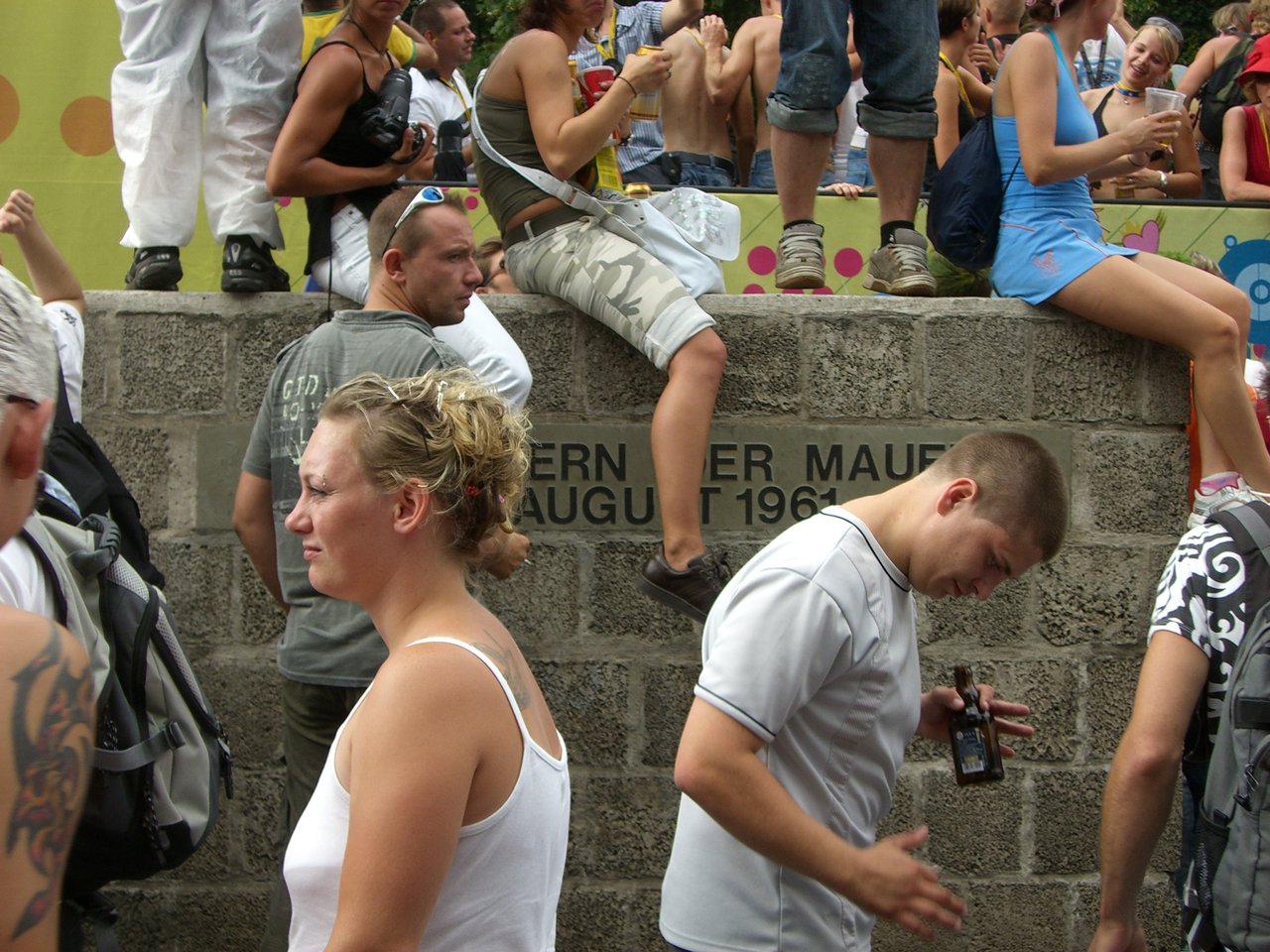 Por aquí pasaba el Muro de Berlín