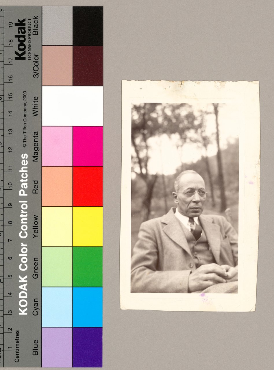 Foto en el archivo del Smithsonian de Elmer Imes en los Catskills